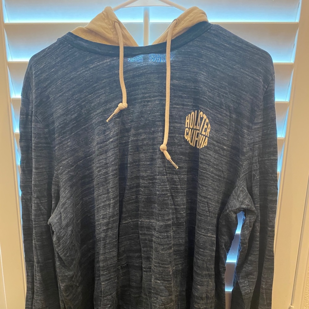 Hollister Hooded Tee
